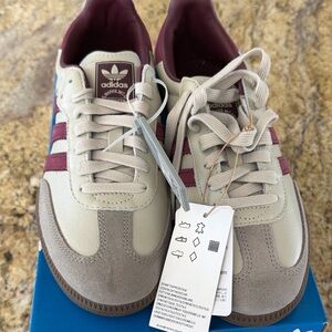 Adidas Men's Cream and Maroon Sneakers